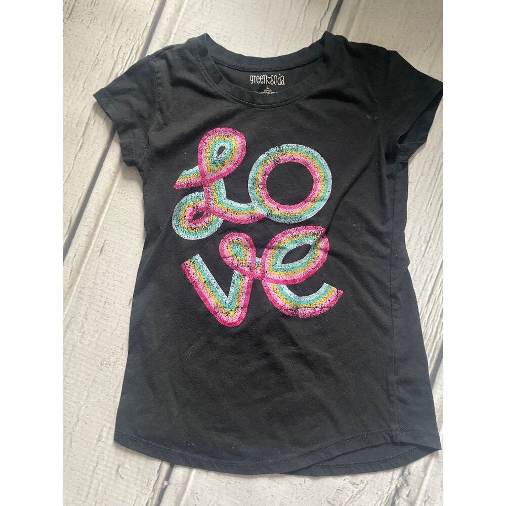 Green soda Love shirt